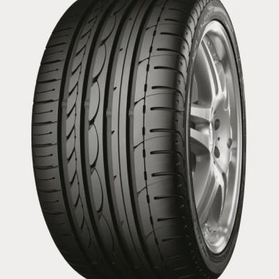 Yokohama 235/55R17 ADVAN Sport V103S