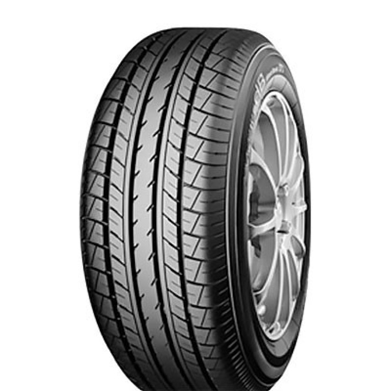 Yokohama 225/55R18 Decibel E70