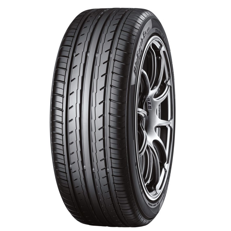Yokohama 225/55R16 BluEarth-Es ES32